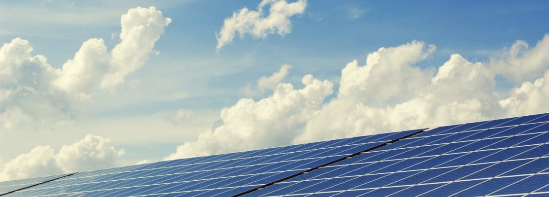 ¿Qué son los préstamos verdes y por qué usarlos para financiar placas solares?